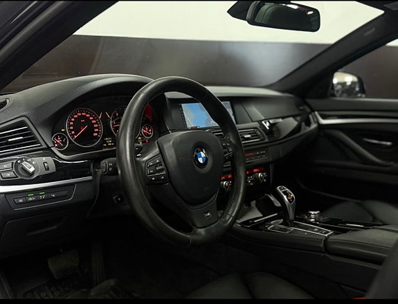 BMW 530d 4 of 6