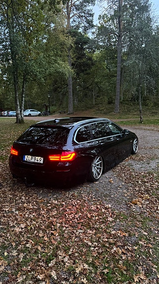 BMW 530d 2 of 6
