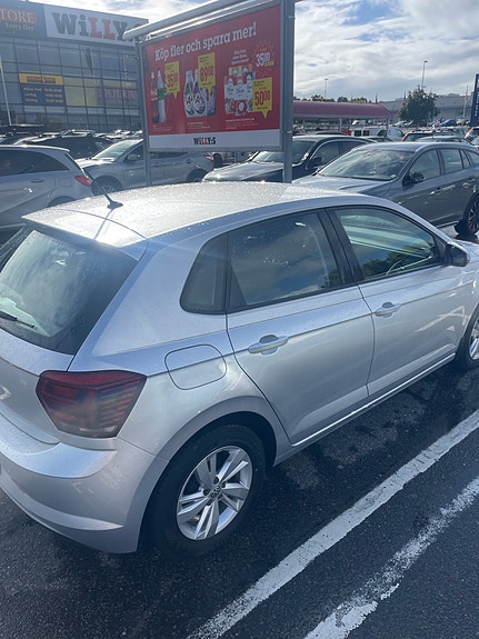 Volkswagen Polo 5 of 8