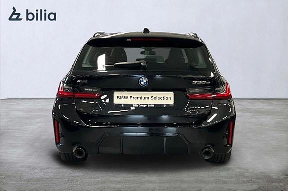 BMW 330e 4 of 17