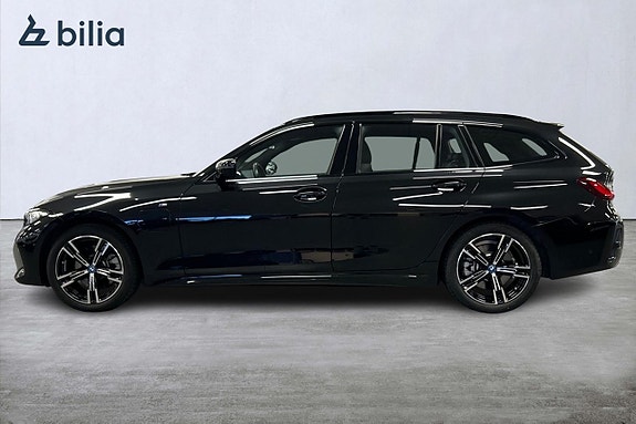 BMW 330e 3 of 17
