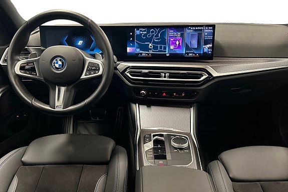 BMW 330e 8 of 17