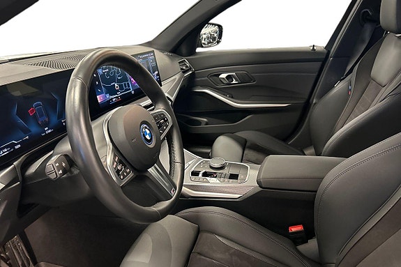 BMW 330e 12 of 17