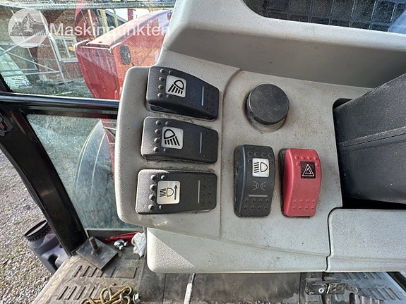 Traktor Massey ferguson 5445-4 med lastare 21 of 27