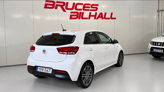 Kia Rio 5 of 14