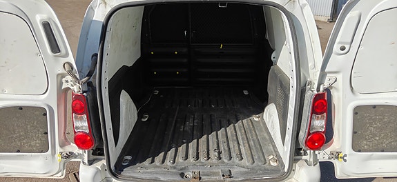Citroen Berlingo 18 of 23