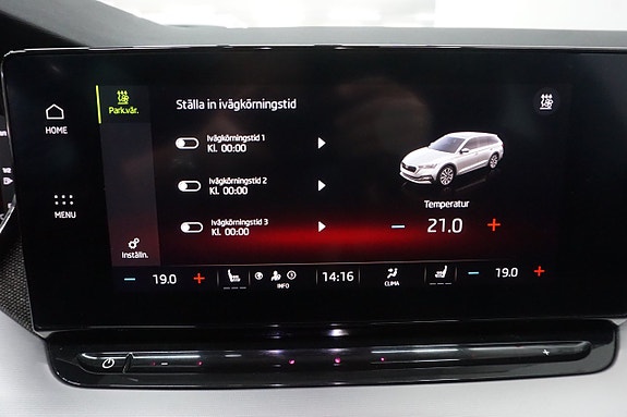 Skoda Octavia Scout 18 of 30