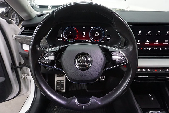 Skoda Octavia Scout 14 of 30