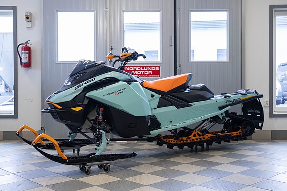 Ski-Doo Backcountry XRS 850E-TEC 4 of 6