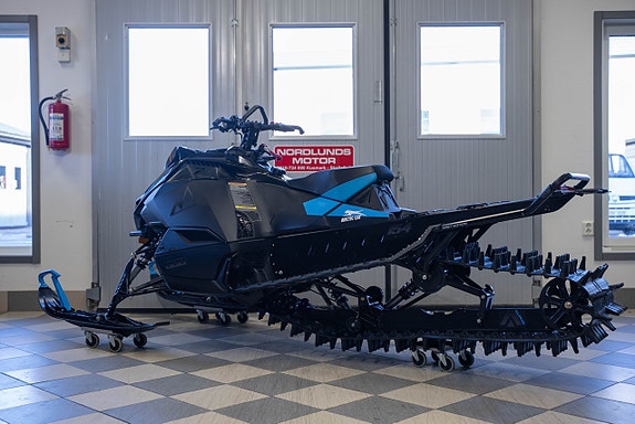 Arctic Cat Catalyst Alpha One M600 154? 3 of 6