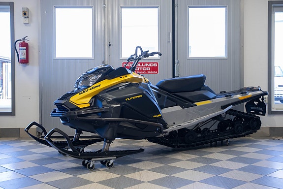 Ski-Doo Tundra LT 600 EFI 4 of 5