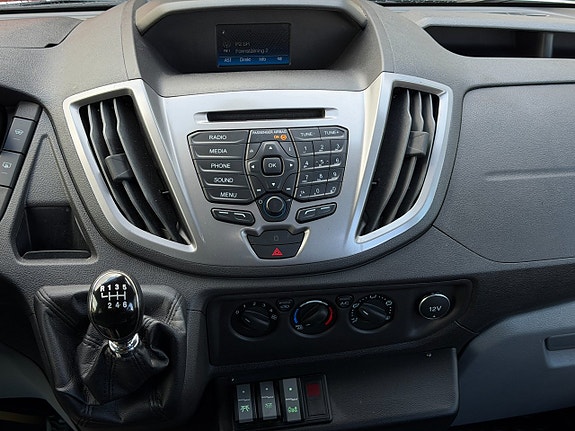 Ford Transit 17 of 22