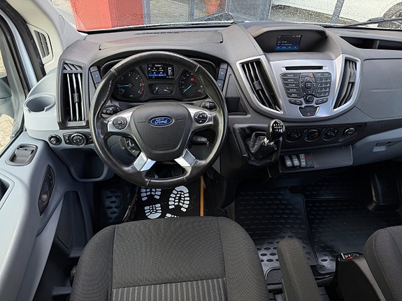 Ford Transit 15 of 22