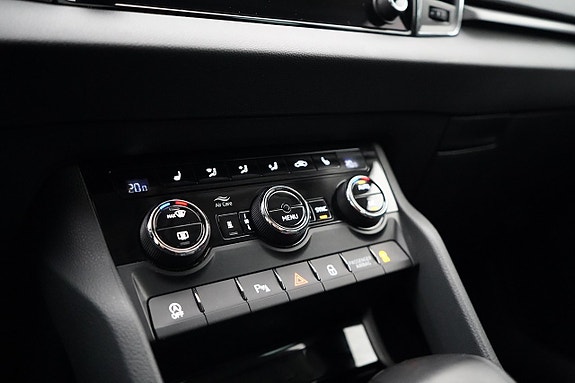 Skoda Karoq 13 of 23