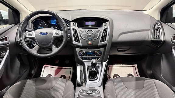 Ford Focus 13 of 18