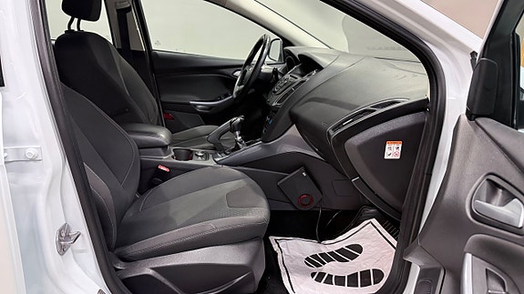 Ford Focus 17 of 18
