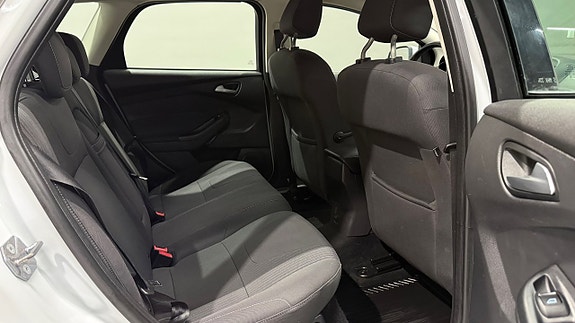Ford Focus 16 of 18