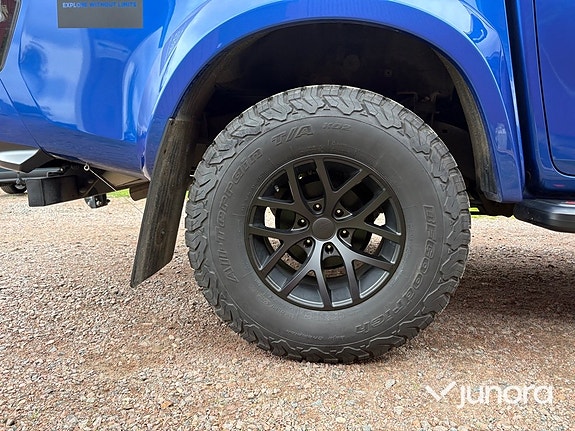 Isuzu D-max 12 of 24