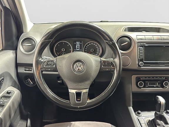 Volkswagen Amarok 13 of 21