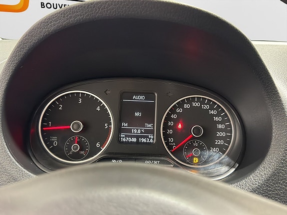 Volkswagen Amarok 14 of 21