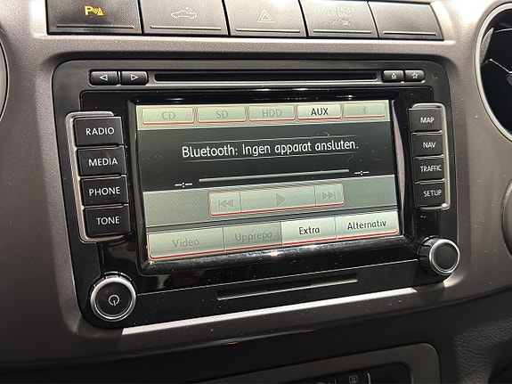 Volkswagen Amarok 21 of 21