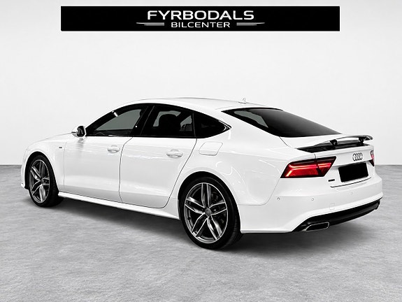 Audi A7 4 of 30