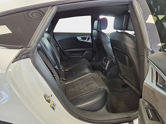 Audi A7 25 of 30
