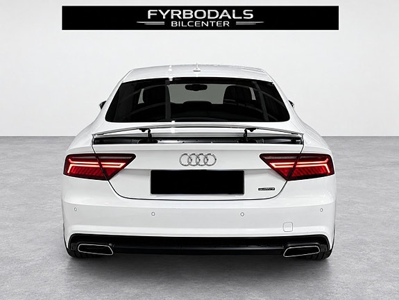 Audi A7 12 of 30