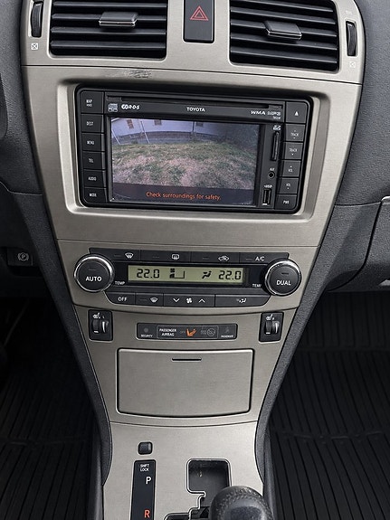 Toyota Avensis 8 of 10