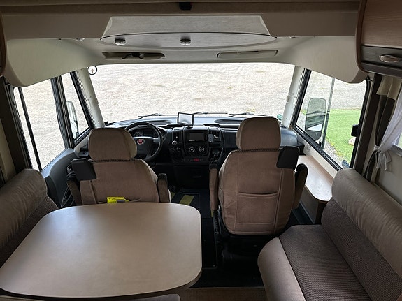 Rapido Rapido 891F Queensbed Taksäng Fiat Ducato 6-vxl 14 of 30