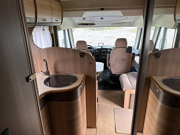 Rapido Rapido 891F Queensbed Taksäng Fiat Ducato 6-vxl 30 of 30