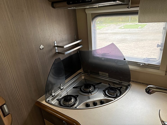 Rapido Rapido 891F Queensbed Taksäng Fiat Ducato 6-vxl 21 of 30