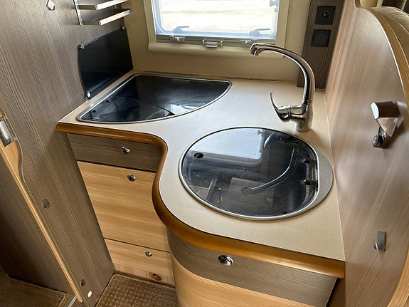 Rapido Rapido 891F Queensbed Taksäng Fiat Ducato 6-vxl 19 of 30