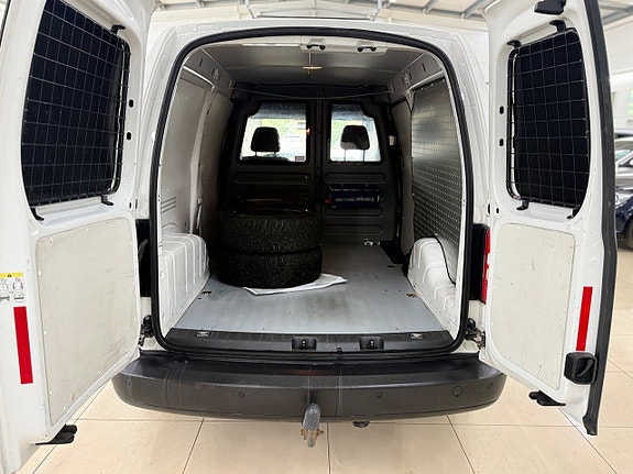 Volkswagen Caddy Maxi 12 of 22