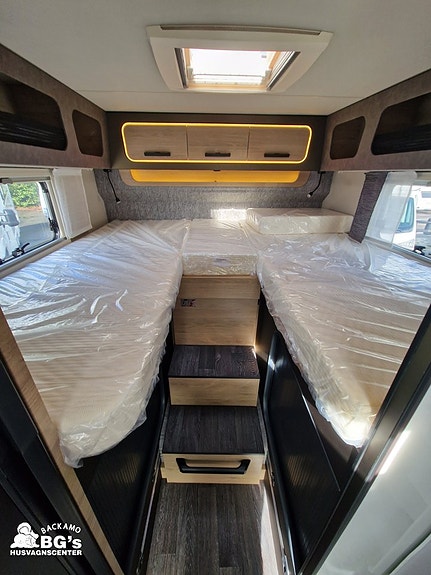 Weinsberg CaraCompact EDITION [PEPPER] 600 MEG // NY & HET 2027 // 6 of 9