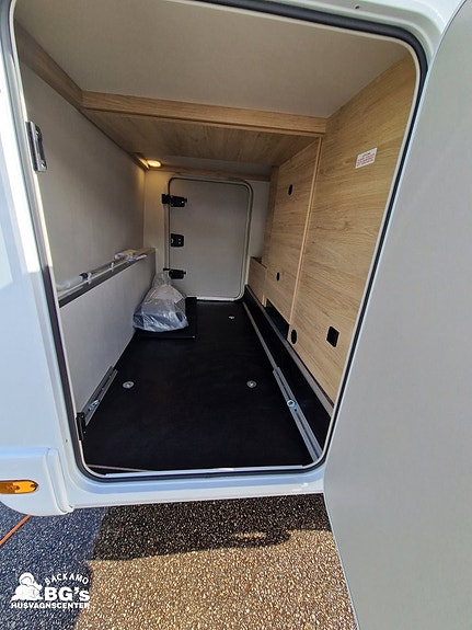 Weinsberg CaraCompact EDITION [PEPPER] 600 MEG // NY & HET 2027 // 9 of 9