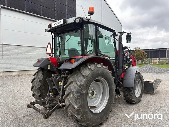 Traktor Massey Ferguson MF 4707 5 of 30