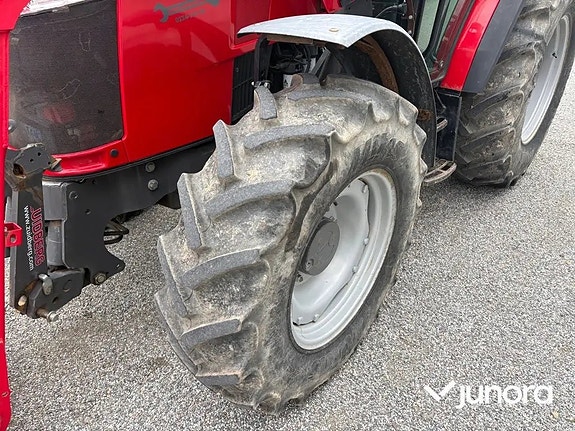 Traktor Massey Ferguson MF 4707 25 of 30