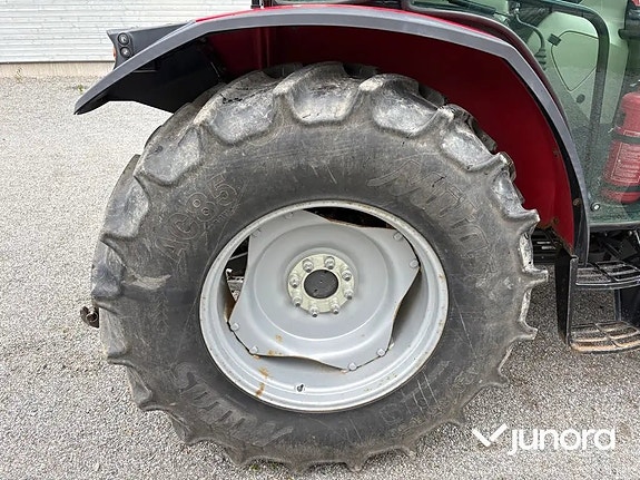 Traktor Massey Ferguson MF 4707 16 of 30