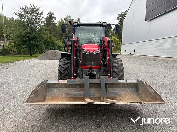 Traktor Massey Ferguson MF 4707 8 of 30
