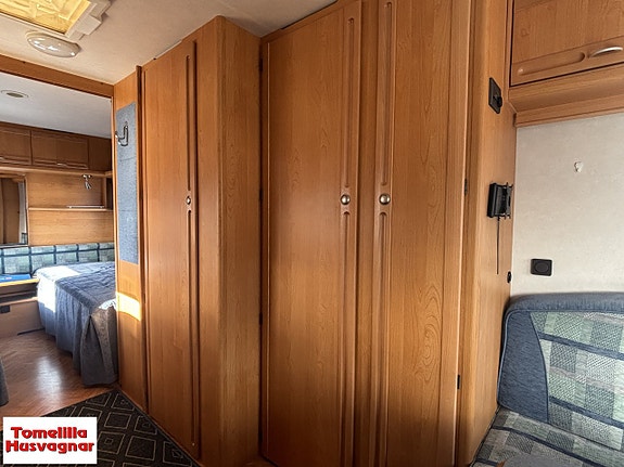 Adria UNICA B 562UL 6 of 16