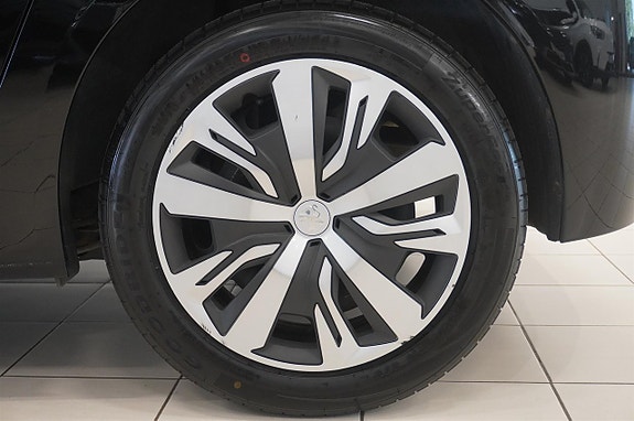 Peugeot 208 6 of 13