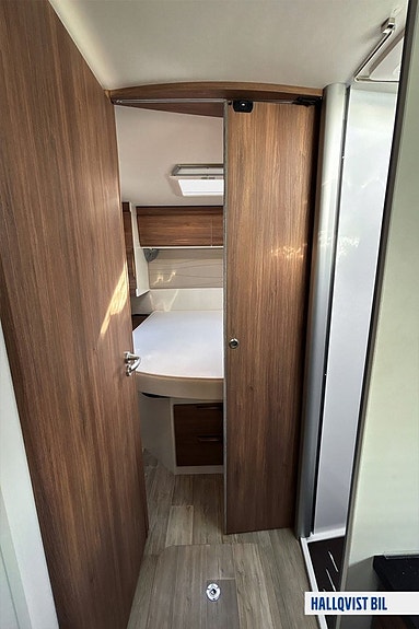 Pilote P 740 Essentiel Queenbed Solcell AC Bodel Backkamera 17 of 24