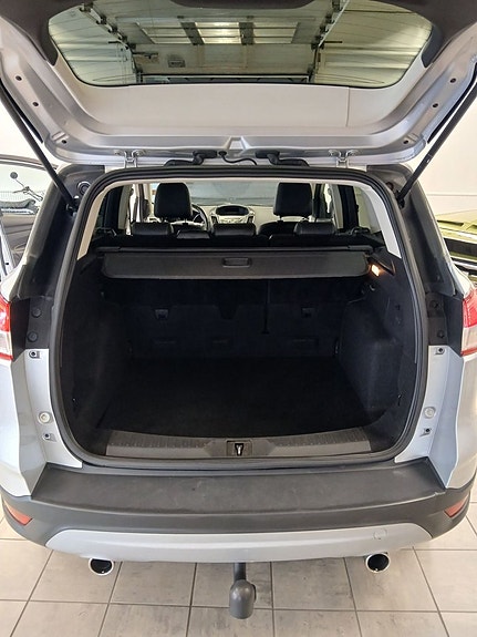 Ford Kuga 14 of 23
