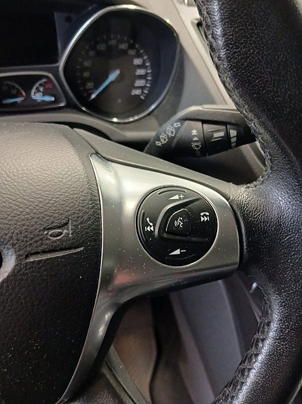 Ford Kuga 20 of 23