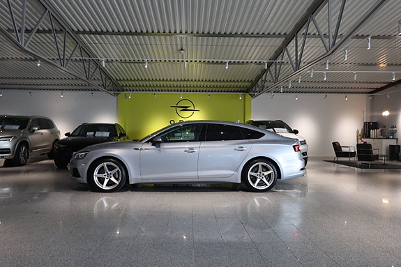 Audi A5 4 of 22