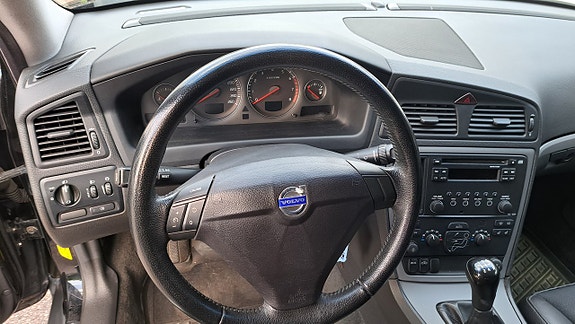 Volvo S60 6 of 9