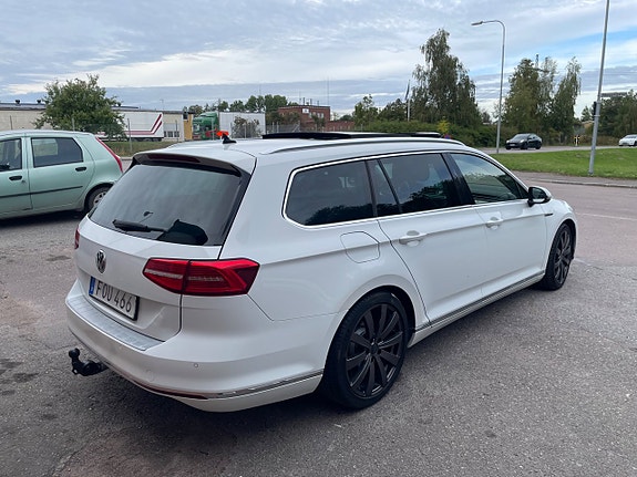 Volkswagen Passat 8 of 22
