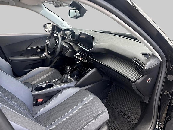 Peugeot 2008 6 of 16