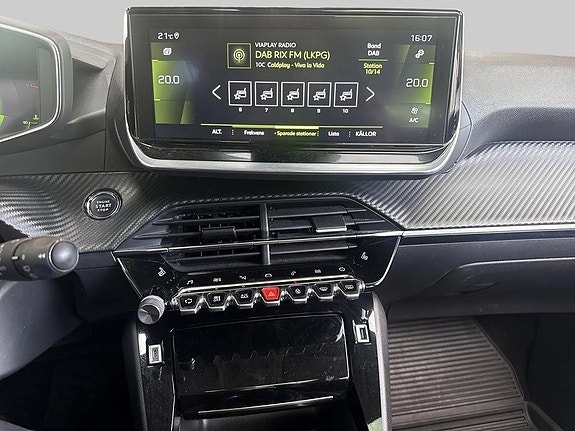 Peugeot 2008 12 of 16